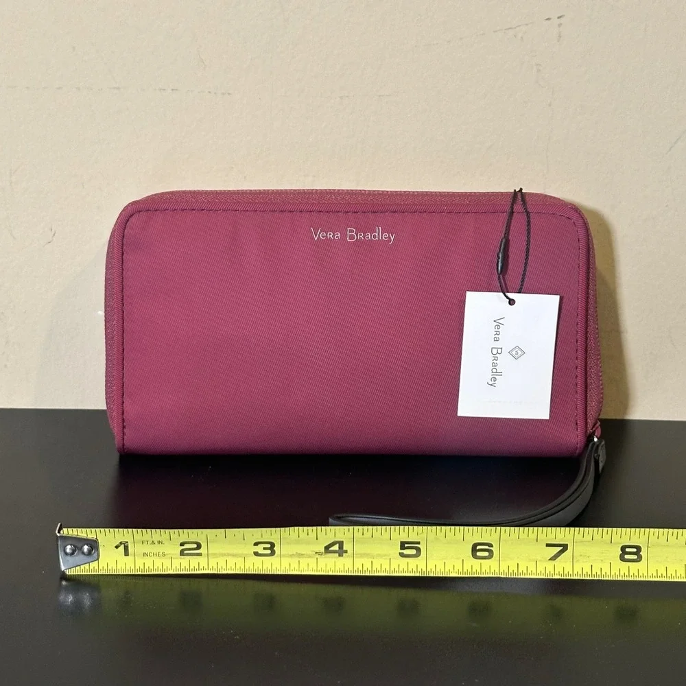 Vera Bradley Wristlet Wallet NWT